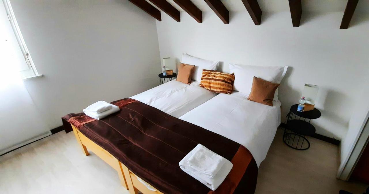 Auberge De Duillier Buitenkant foto
